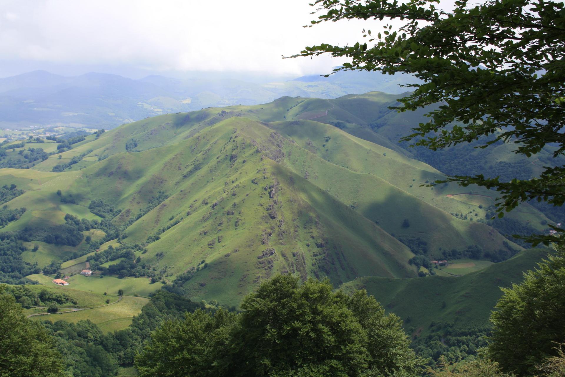 Dans les Pyrénées  MarieEve Lessard